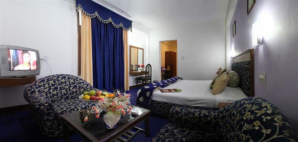 Chander Palace Manali  Exterior photo